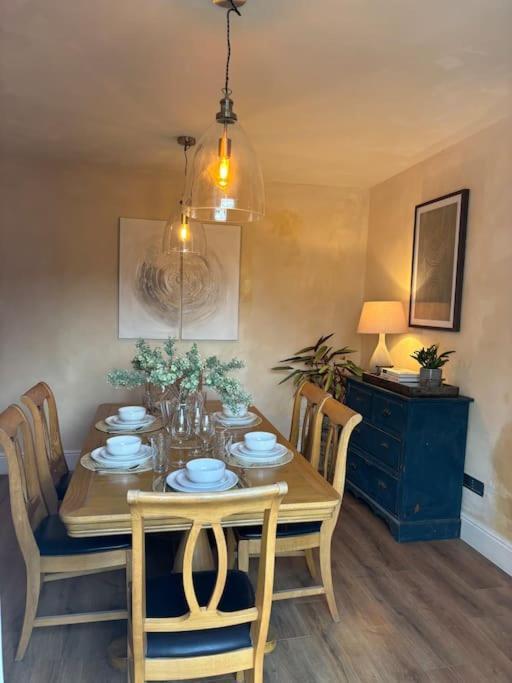 Holiday home Cozy 3-bed With Hot Tub Abergele