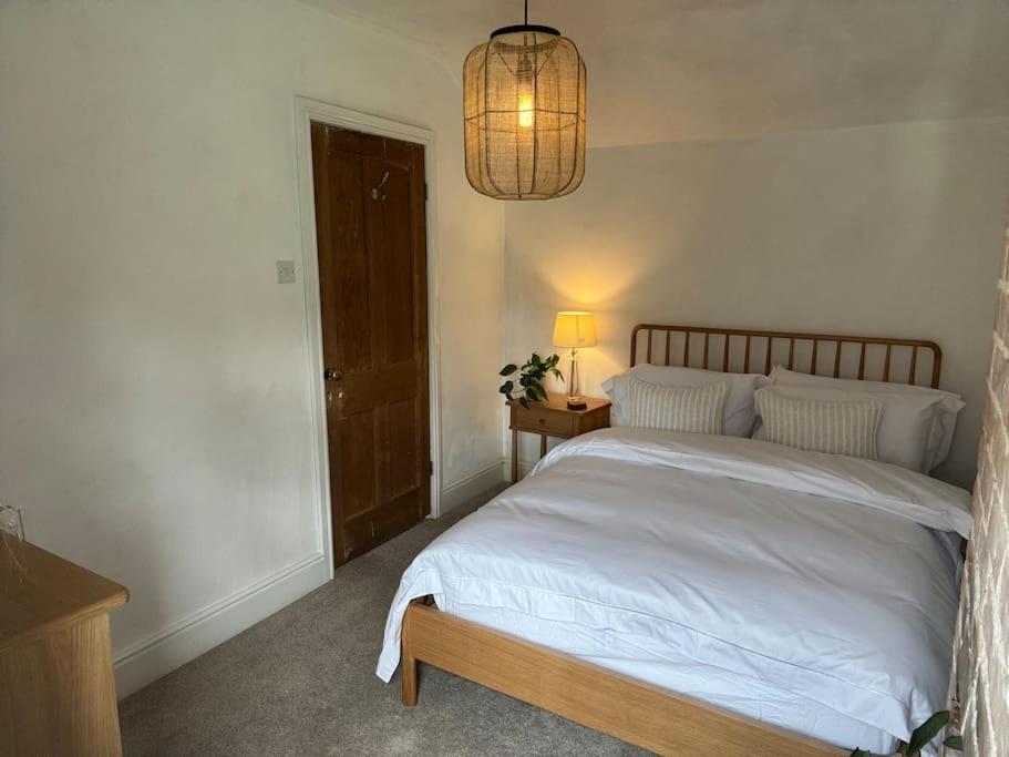 Cozy 3-bed With Hot Tub Abergele